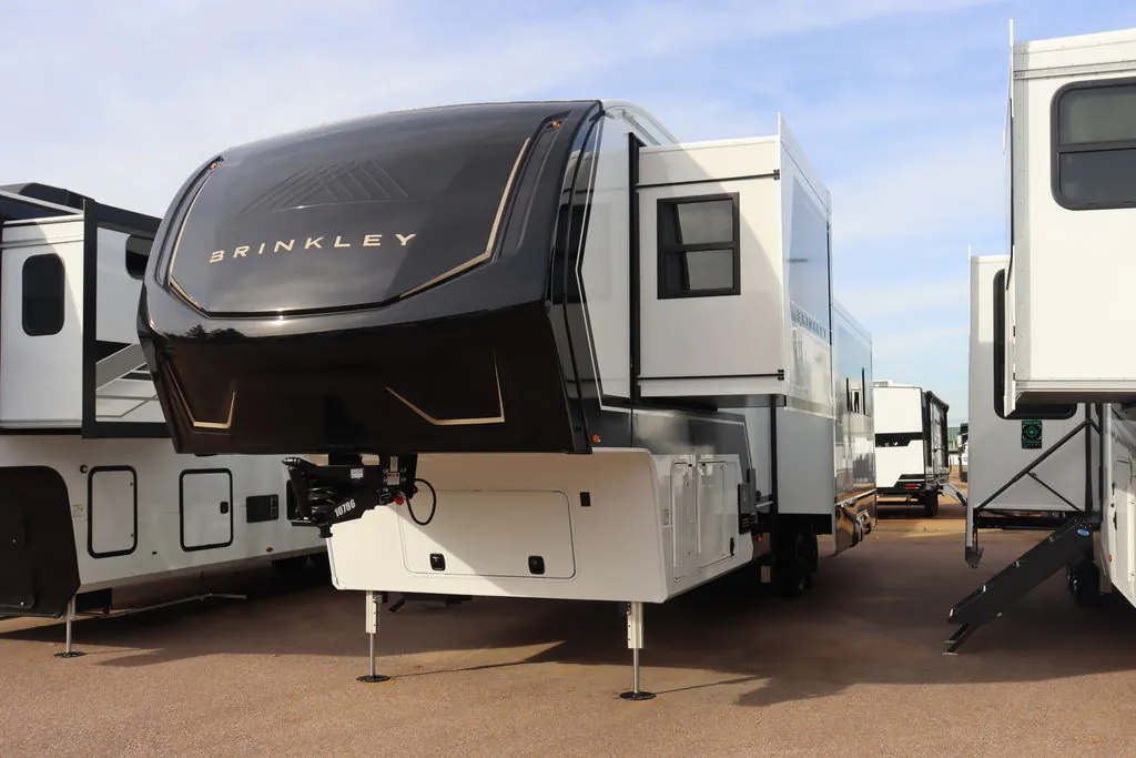2026 Brinkley Model Z 3515, Photos photo 2