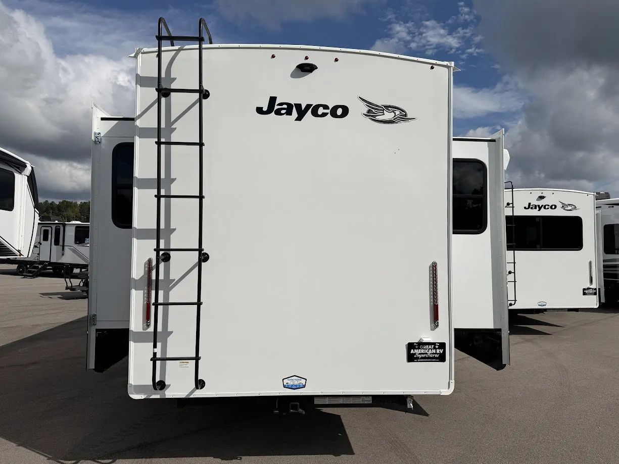 2026 Jayco Eagle 335LSTS - Photo 4