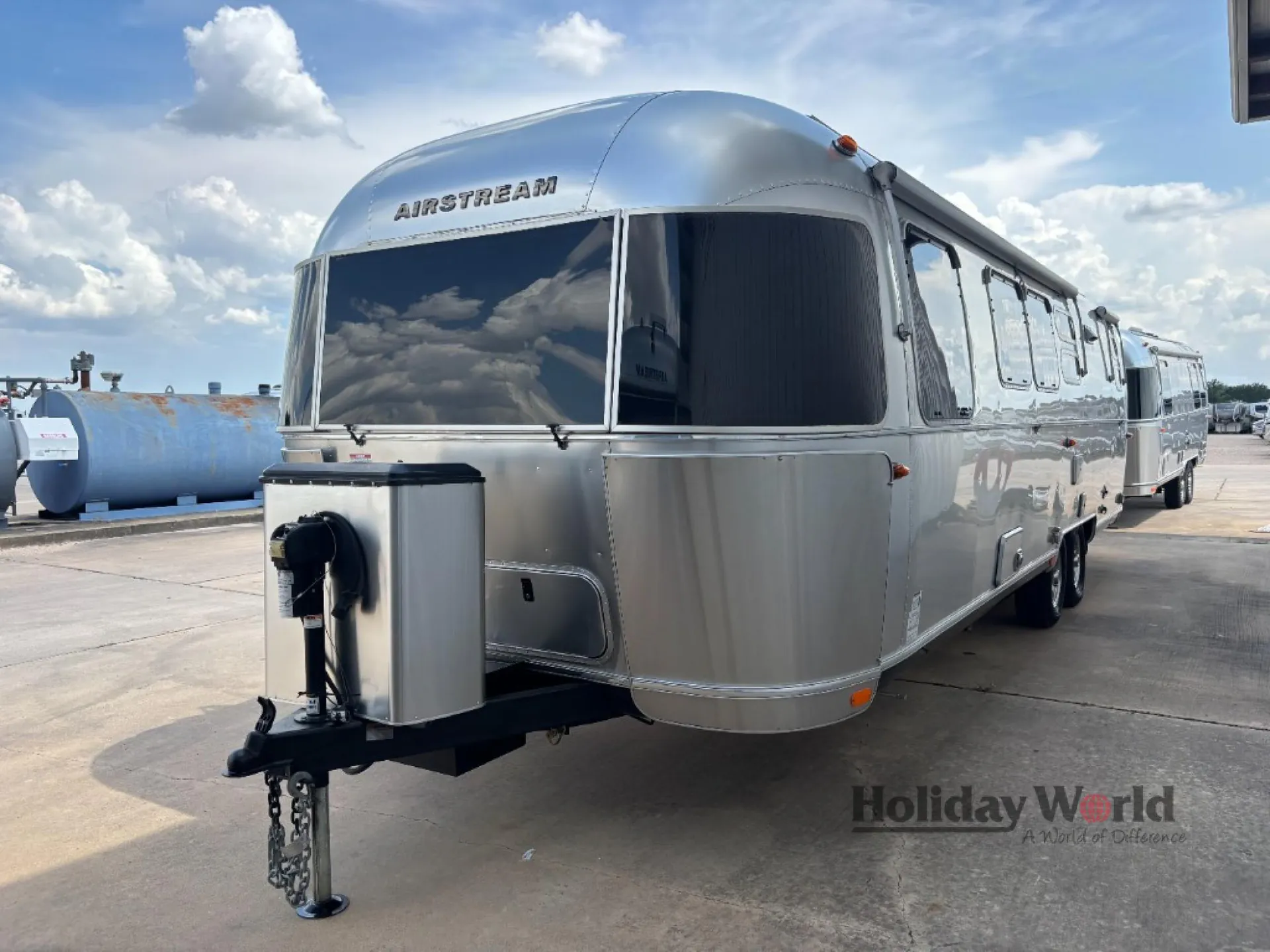 2023 Airstream Flying Cloud 30FB Office - Photo 3