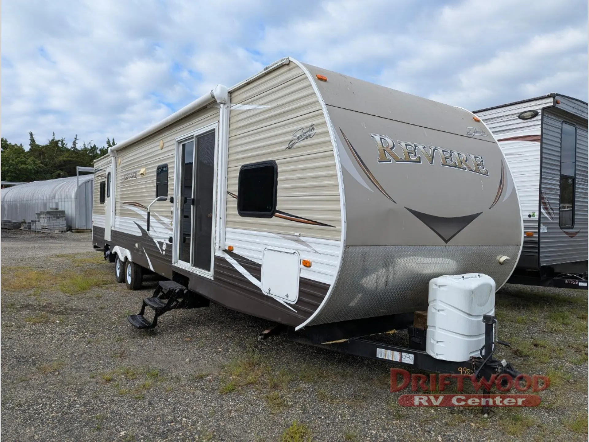 2017 Shasta Revere 38FQ - Photo 2