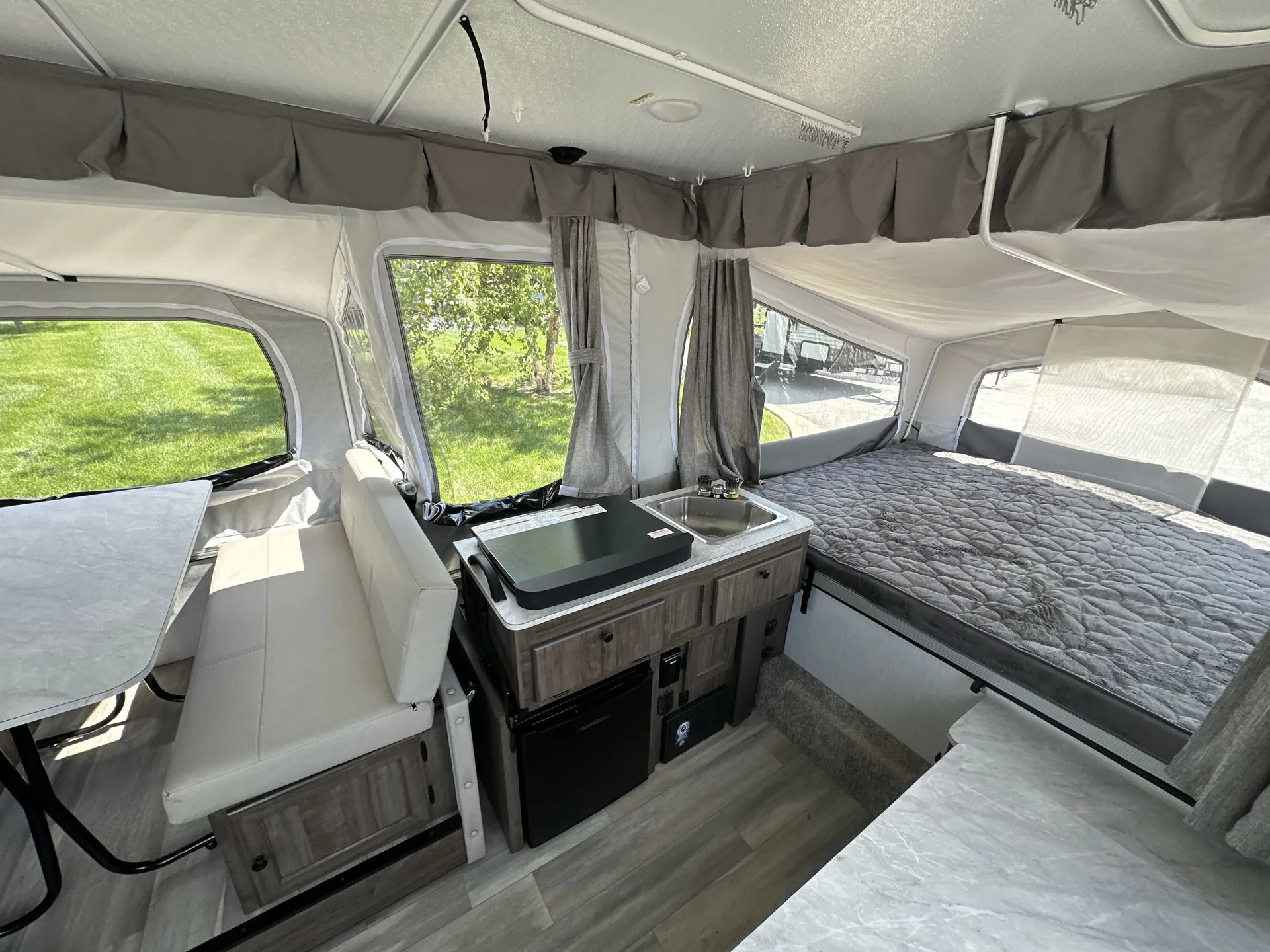 2024 Forest River Rockwood Freedom 2318G — Photo 6