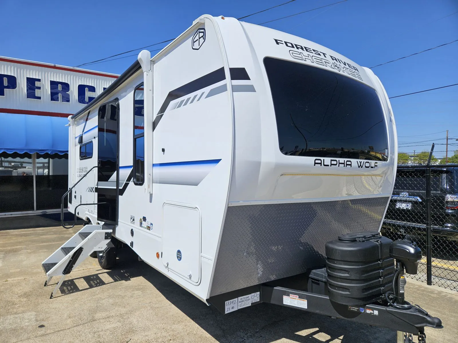 2026 Forest River Cherokee Alpha Wolf 21RB - Photo 2