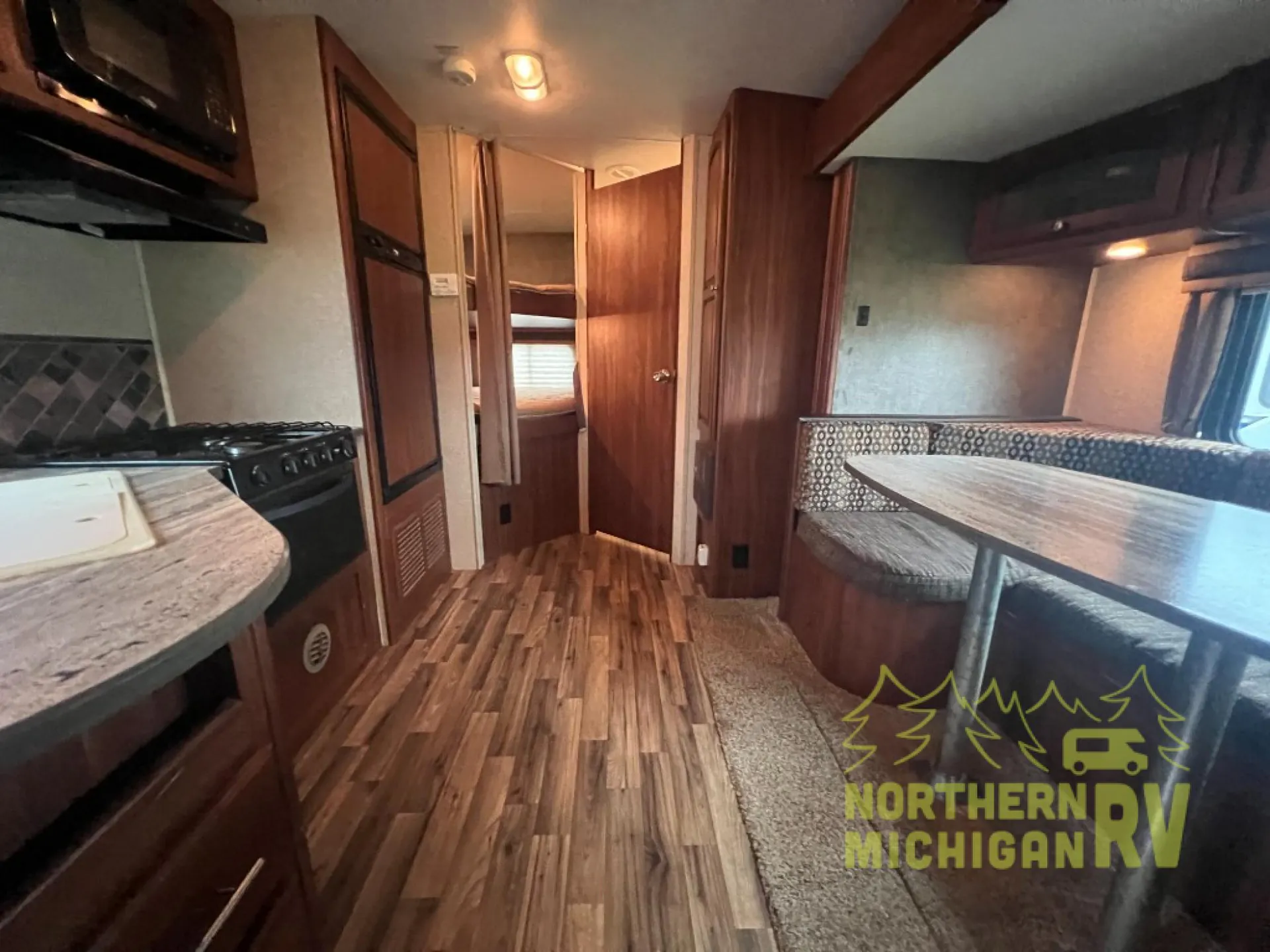 2015 Heartland North Trail 24BHS - Photo 4