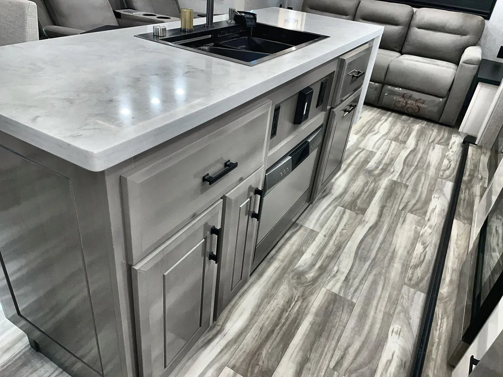 2025 Jayco Pinnacle 36FBTS, Photos photo 13