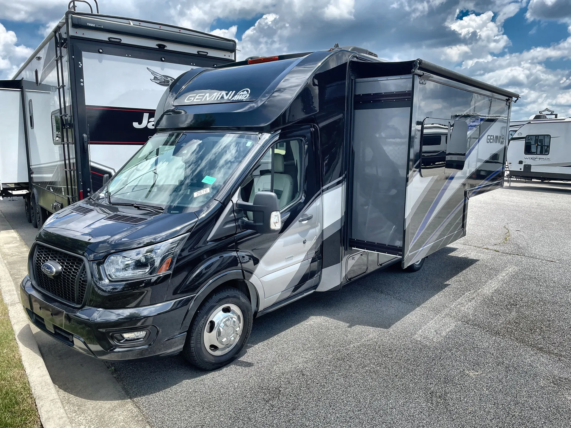 2023 Thor Motor Coach Gemini 23TW - Photo 2