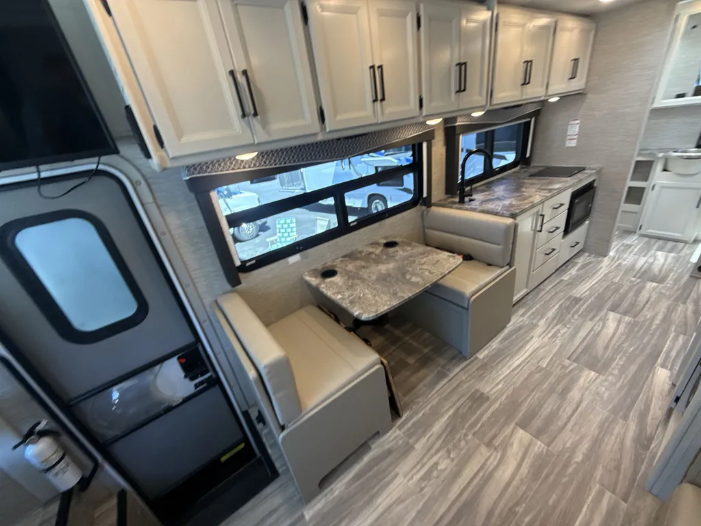 2023 Thor Motor Coach Vegas 24.3, Photos photo 10