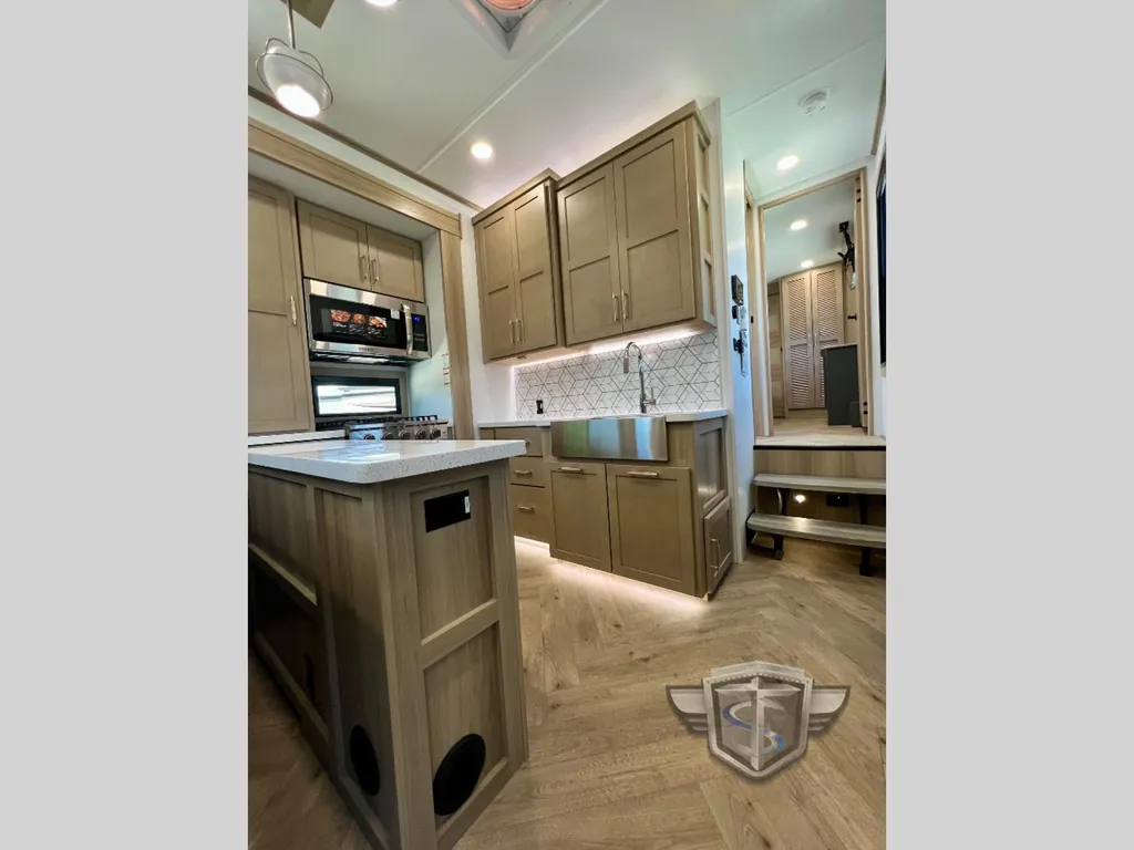 2026 Keystone Raptor 441, Photos photo 29