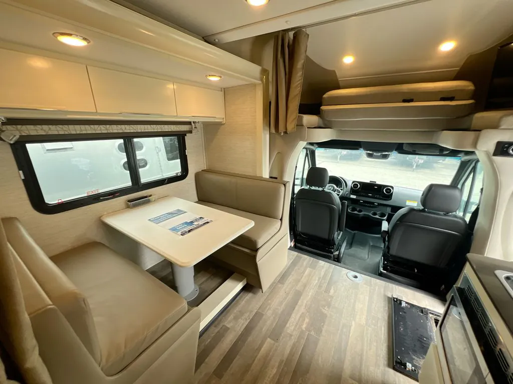 2020 Tiffin Wayfarer 25 RW, Photos photo 12