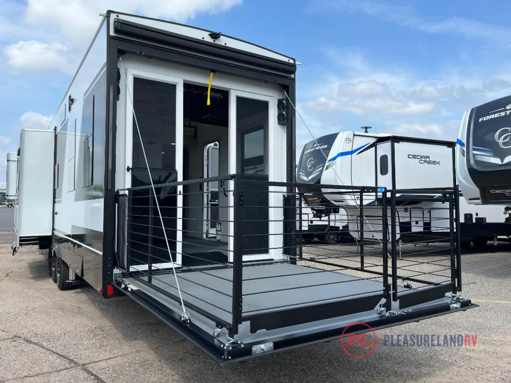2026 Brinkley Model G 3970, Photos photo 7