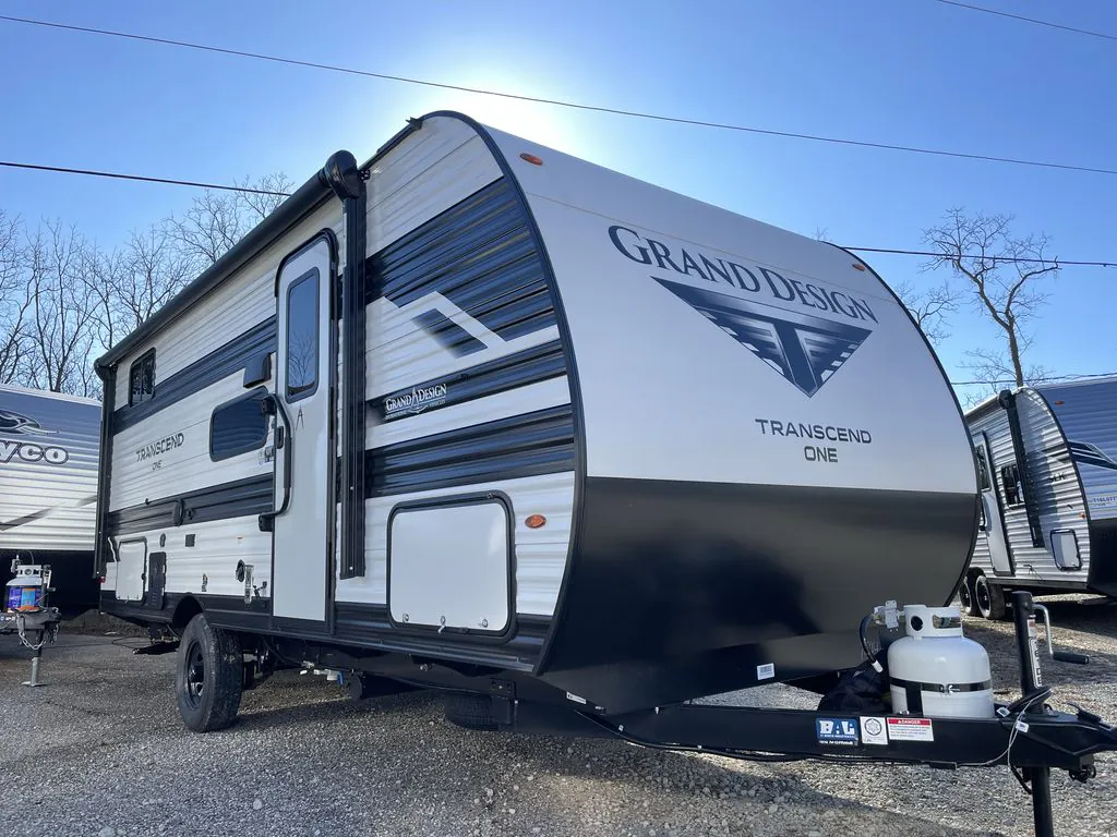 2026 Grand Design Transcend One 161DB - Photo 2
