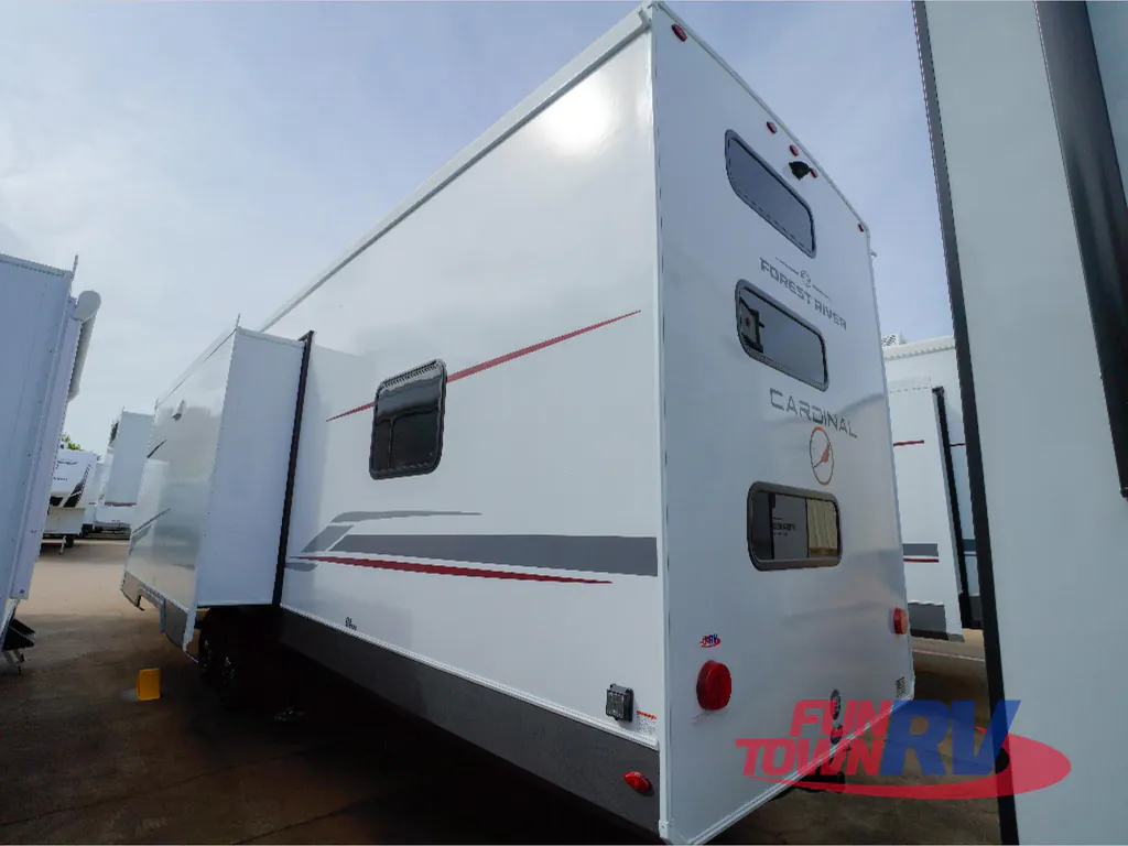 2026 Forest River Cardinal 35CRIB, Photos photo 4