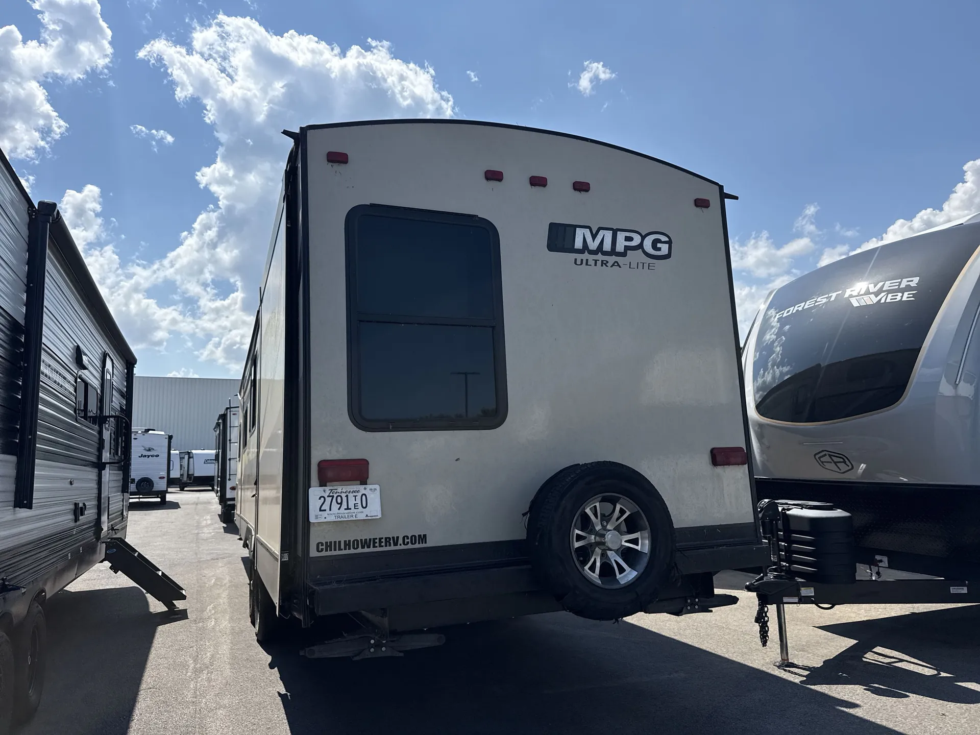 2017 Cruiser RV MPG 3100BH — living area main