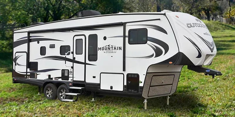 Outdoors RV Mountain Series Glacier Peak F28RKS exterior