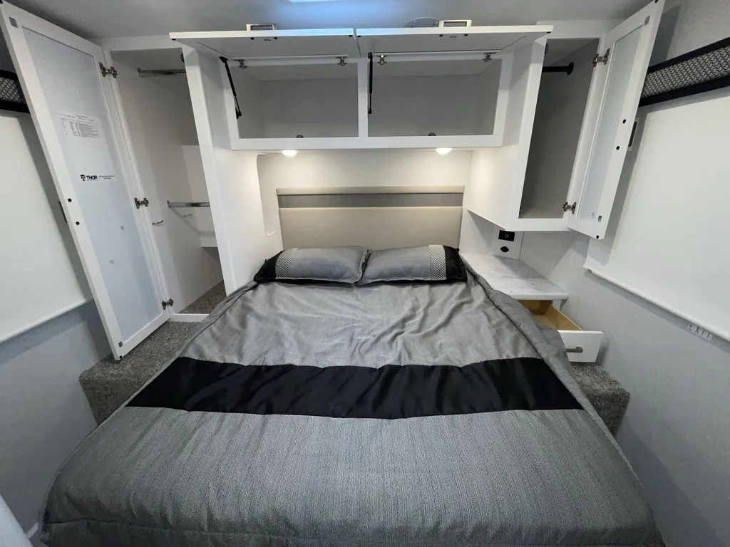 2026 Thor Motor Coach Freedom Elite 28HE, Photos photo 23