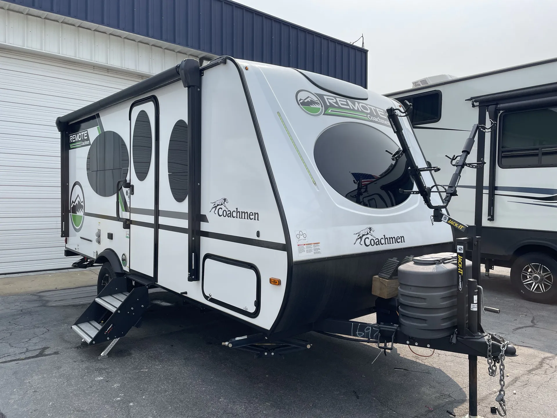 2024 Coachmen Remote 18R - Photo 2