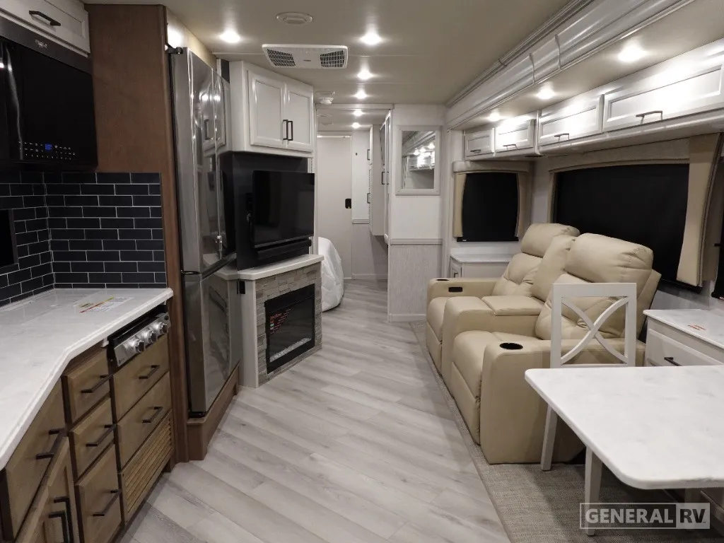 2026 Holiday Rambler Vacationer 35K - Photo 3