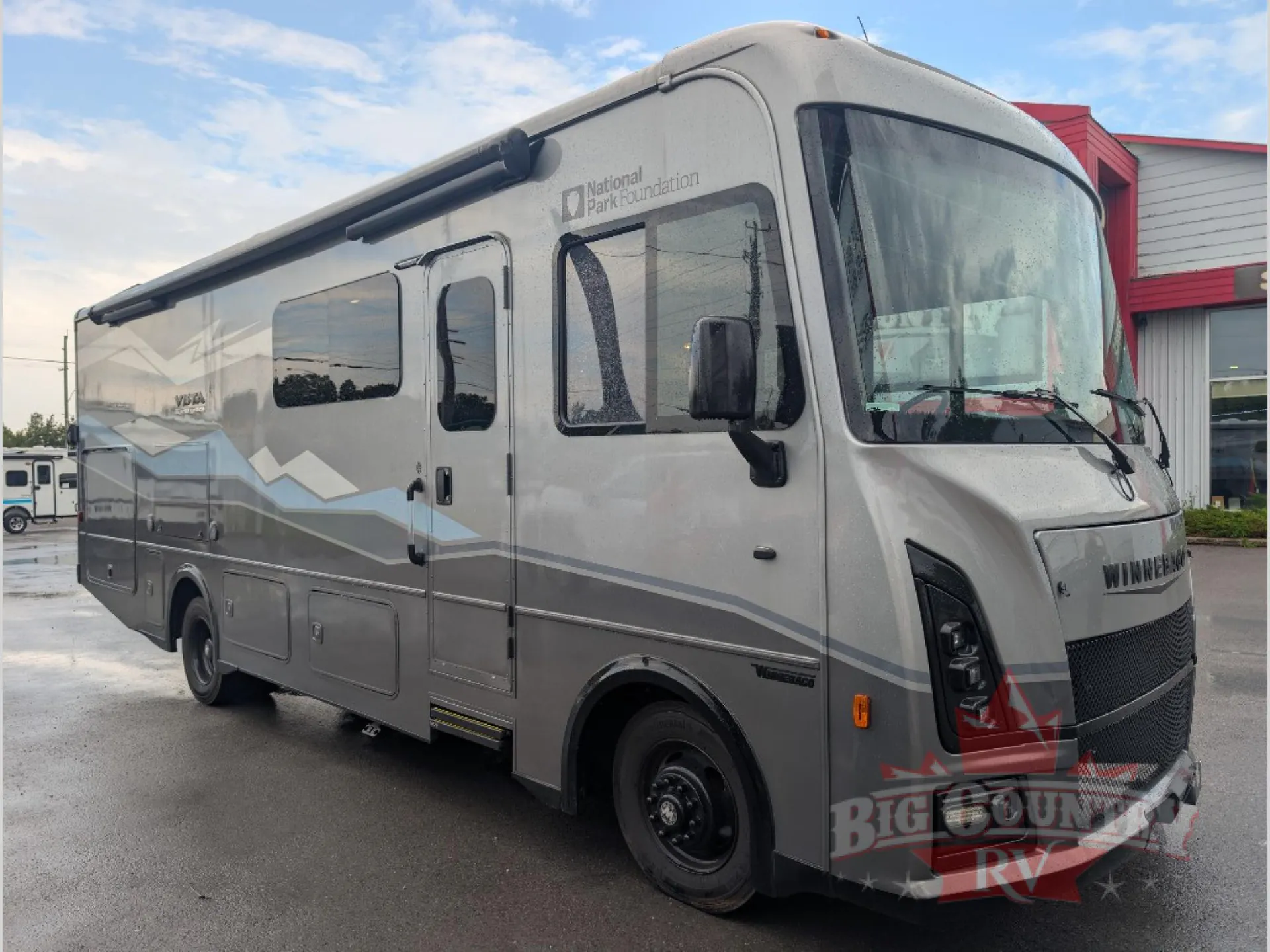 2025 Winnebago Vista NPF 29NP - Photo 2