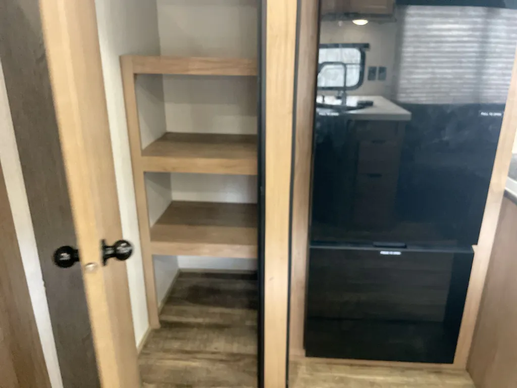2024 Forest River Cherokee Wolf Den 272BRB, Photos photo 40