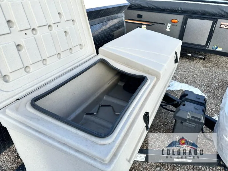 2018 Coachmen RV Legend 12RBST - Photo 4