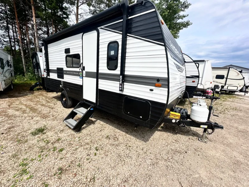 2022 Keystone Hideout 186SS - Photo 2