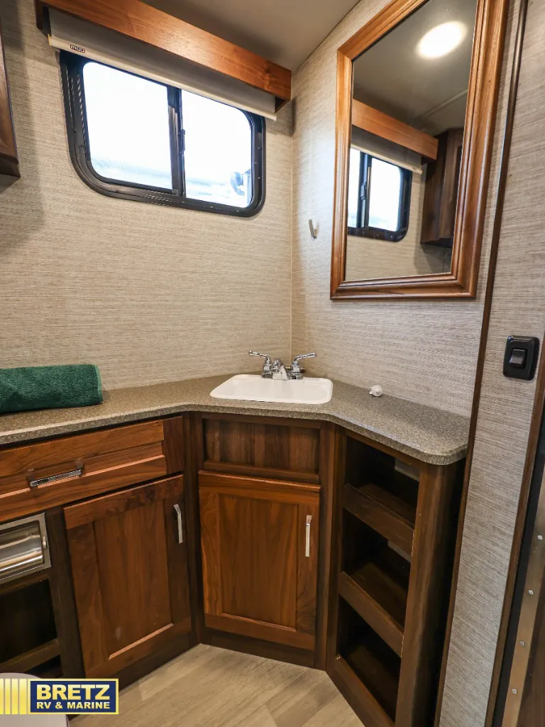2021 Winnebago Sunstar 32M, Photos photo 34