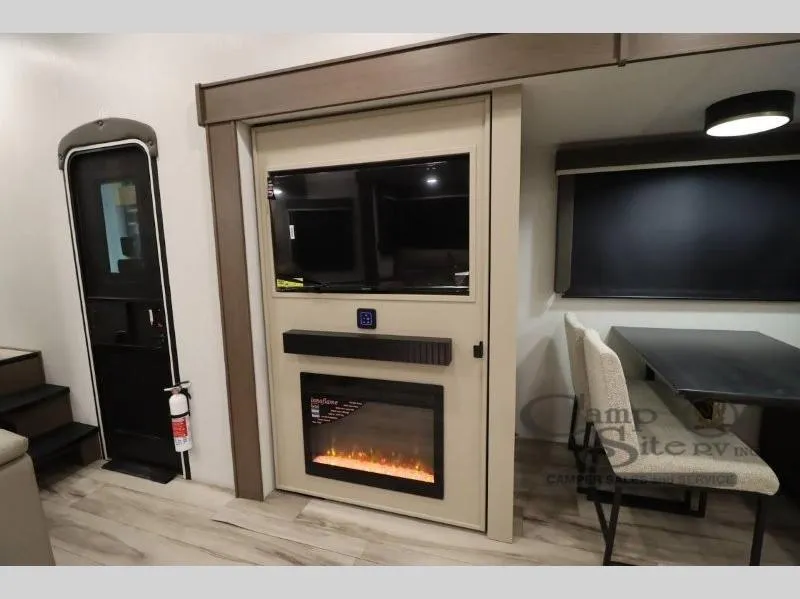 2027 Keystone RV Cougar Half-Ton 26RKE - Photo 3