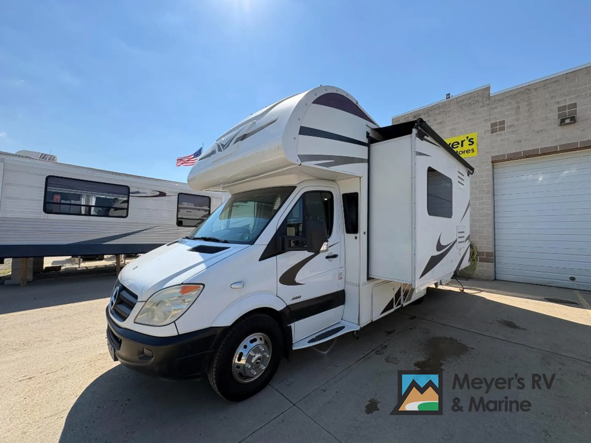 2011 Coachmen Prism P 220 - Photo 3