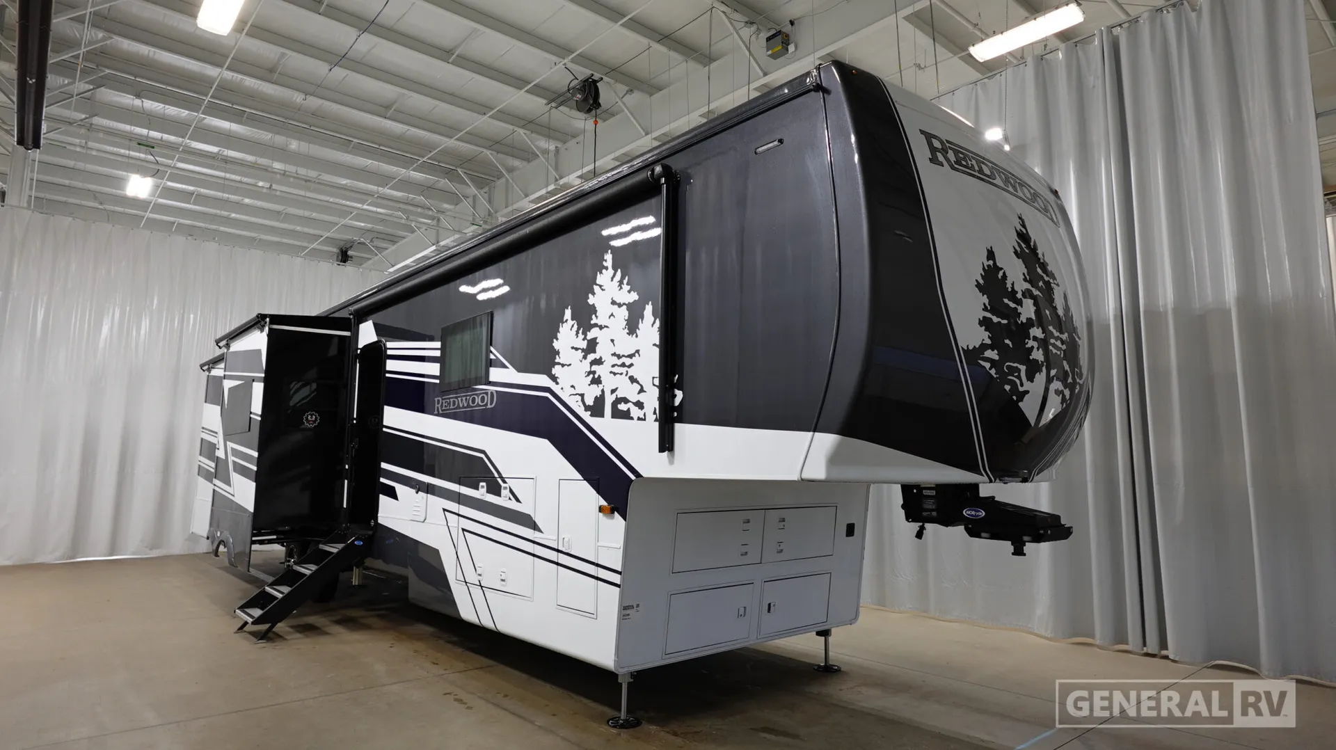 2027 Crossroads RV Redwood 401LK - Photo 2