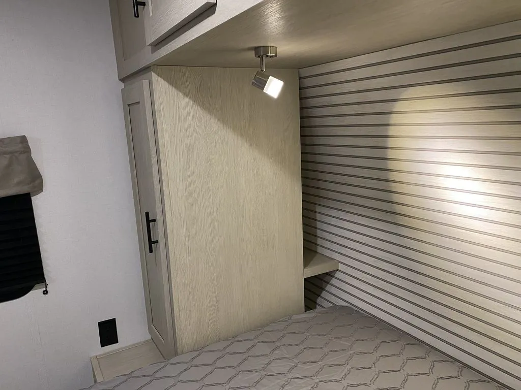 2025 Shasta RVs i-5 Edition 525BHS, Photos photo 81