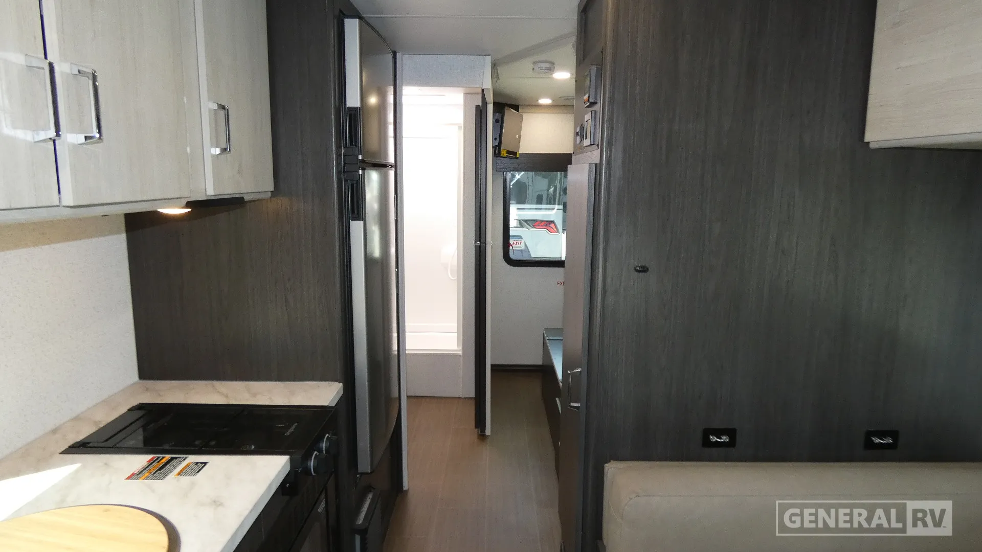 2027 Winnebago Sunflyer 22RS - Photo 3