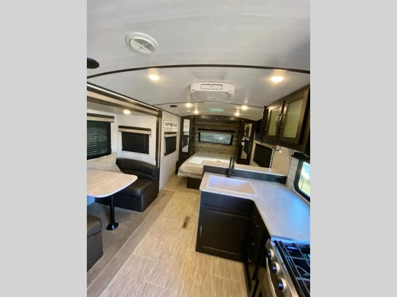 2020 Forest River Surveyor Legend 202RBLE - Photo 4