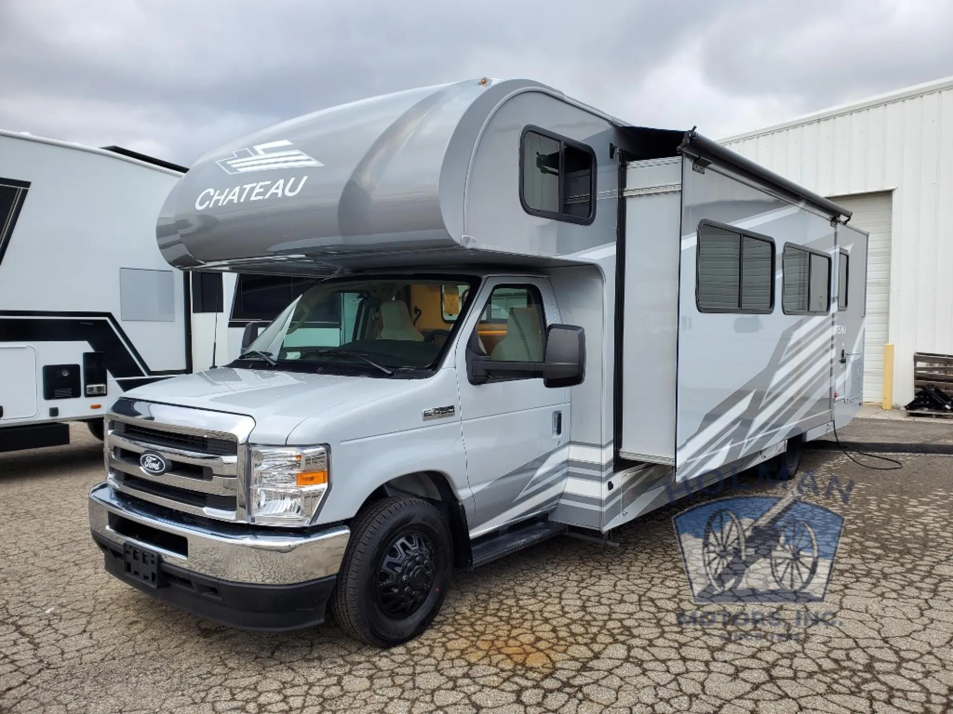 2026 Thor Motor Coach Chateau 31H - Photo 4