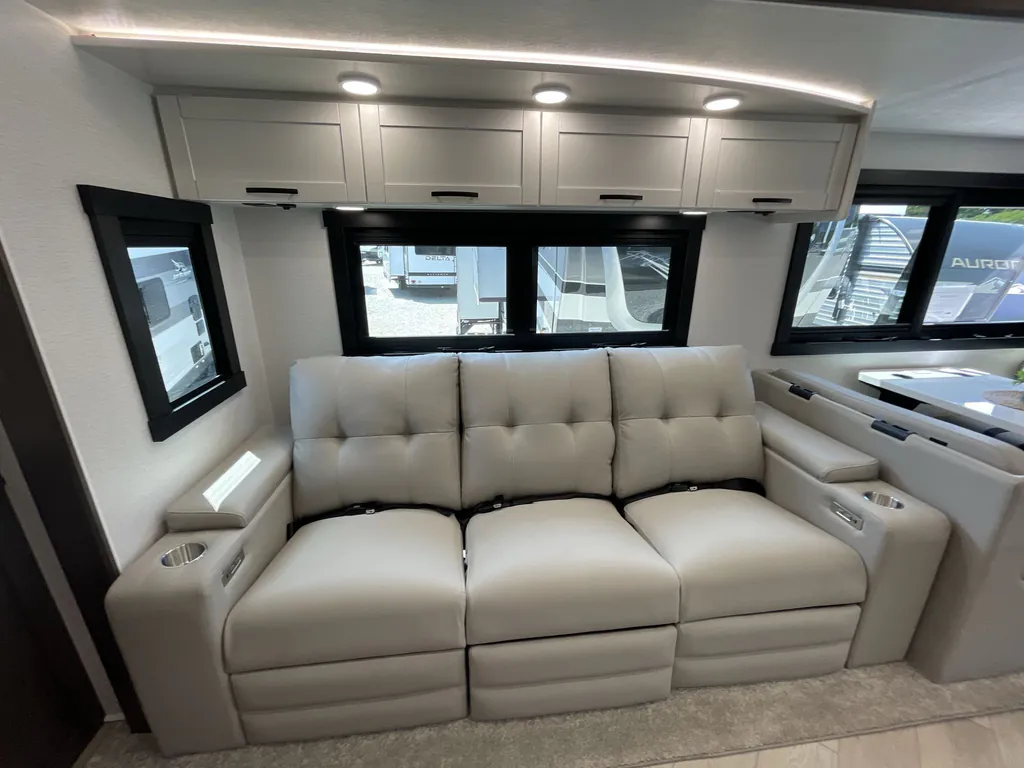 2027 Entegra Coach Accolade 37K, Photos photo 24