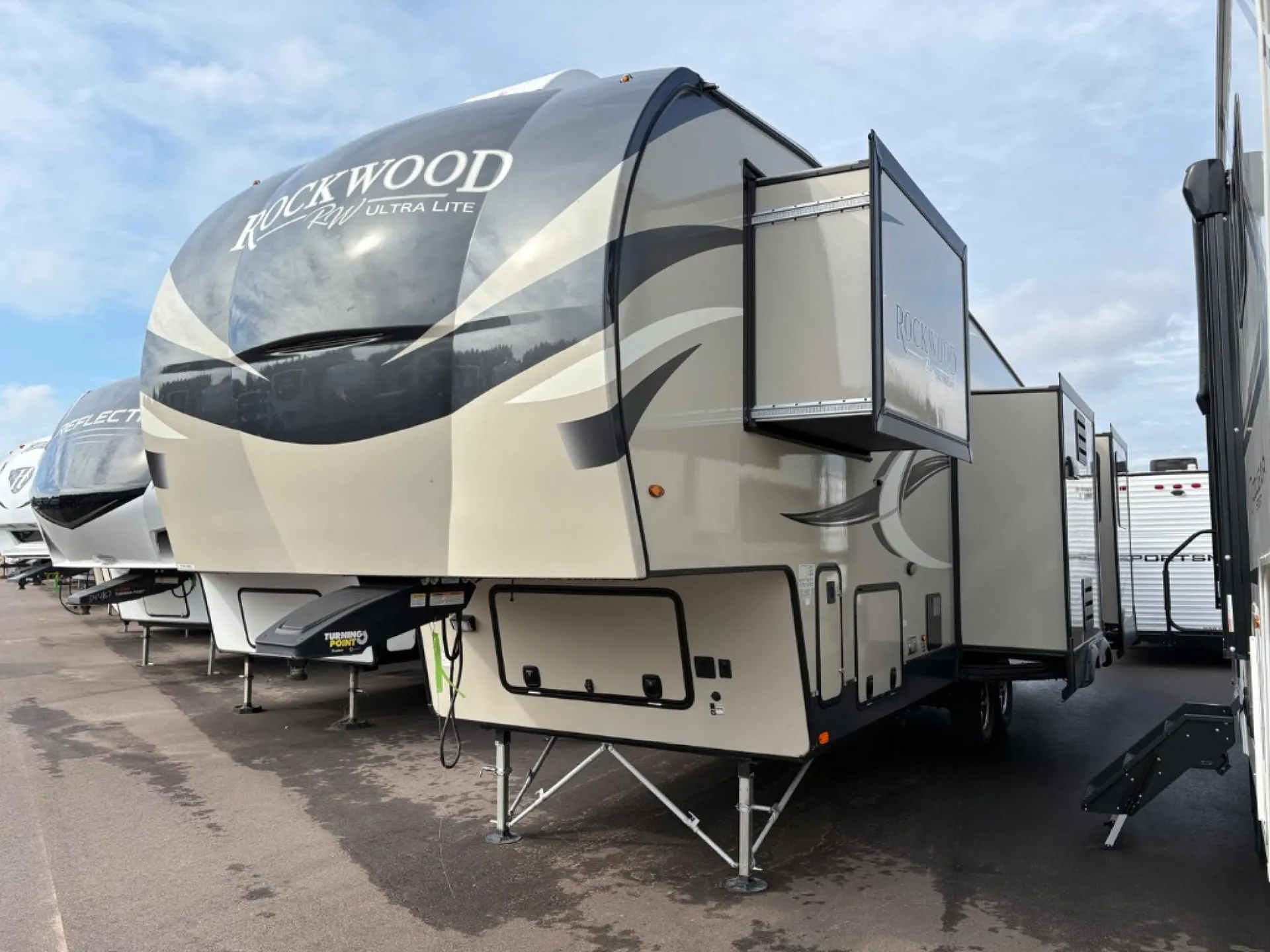 2020 Forest River Rockwood Ultra Lite 2898KS - Photo 4