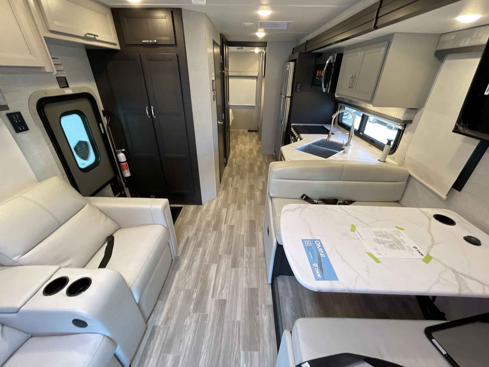 2026 Thor Motor Coach Omni Trail X32 - Photo 3