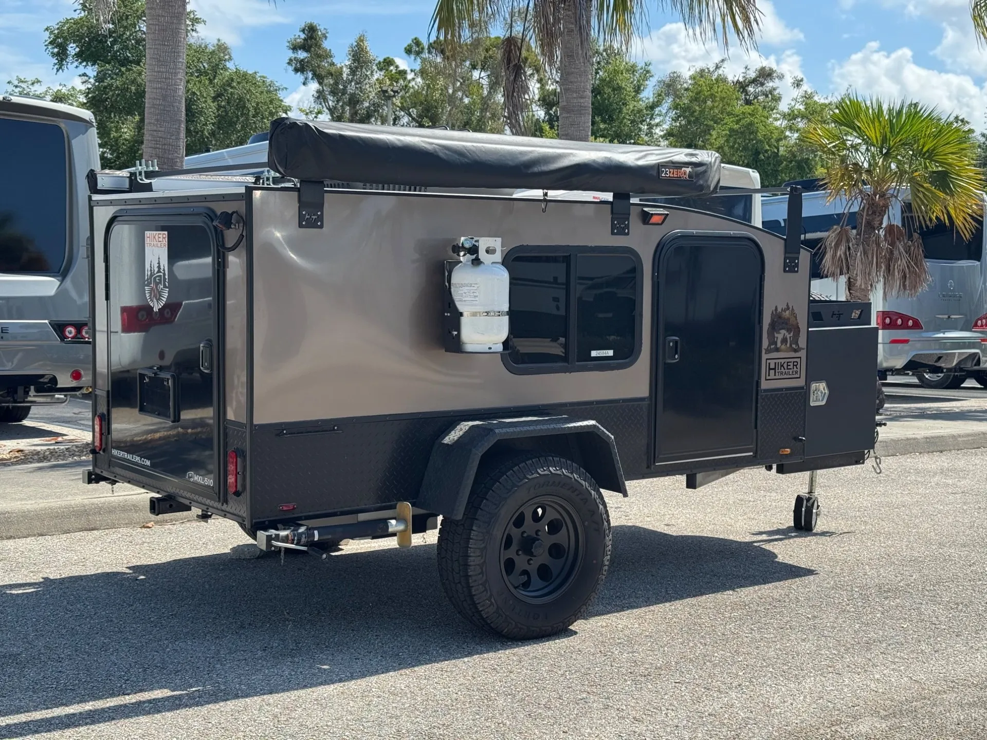 2024 HIKER TRAILERS HIKER MID RANGE XL - Photo 4