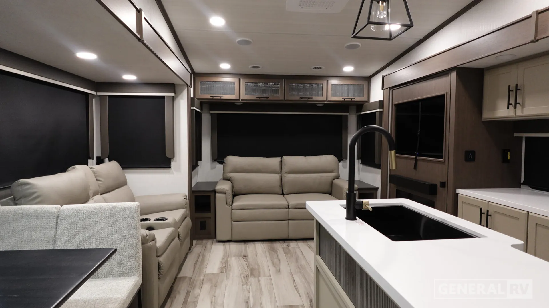 2027 Keystone Cougar Half-Ton 28RLI - Photo 3