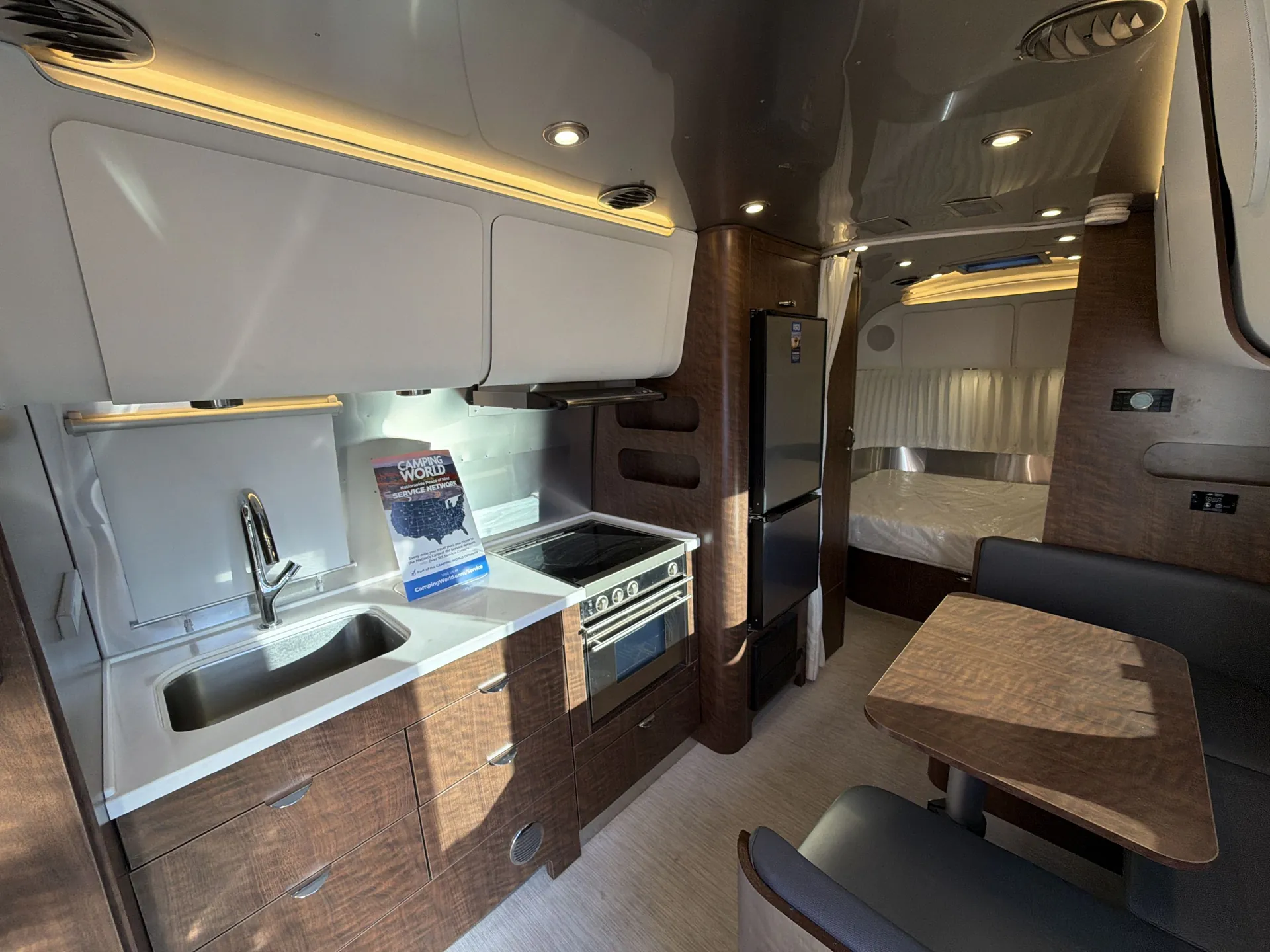 2022 Airstream Globetrotter 23FB — living area main