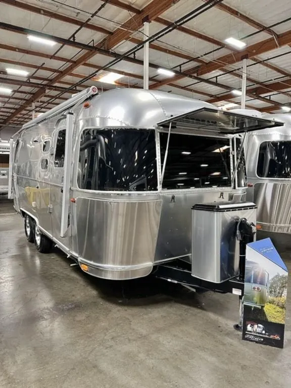 2022 Airstream International 23CB - Photo 2