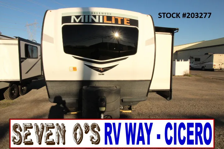 2021 Coachmen Apex Ultra-Lite 293RLDS - Photo 2