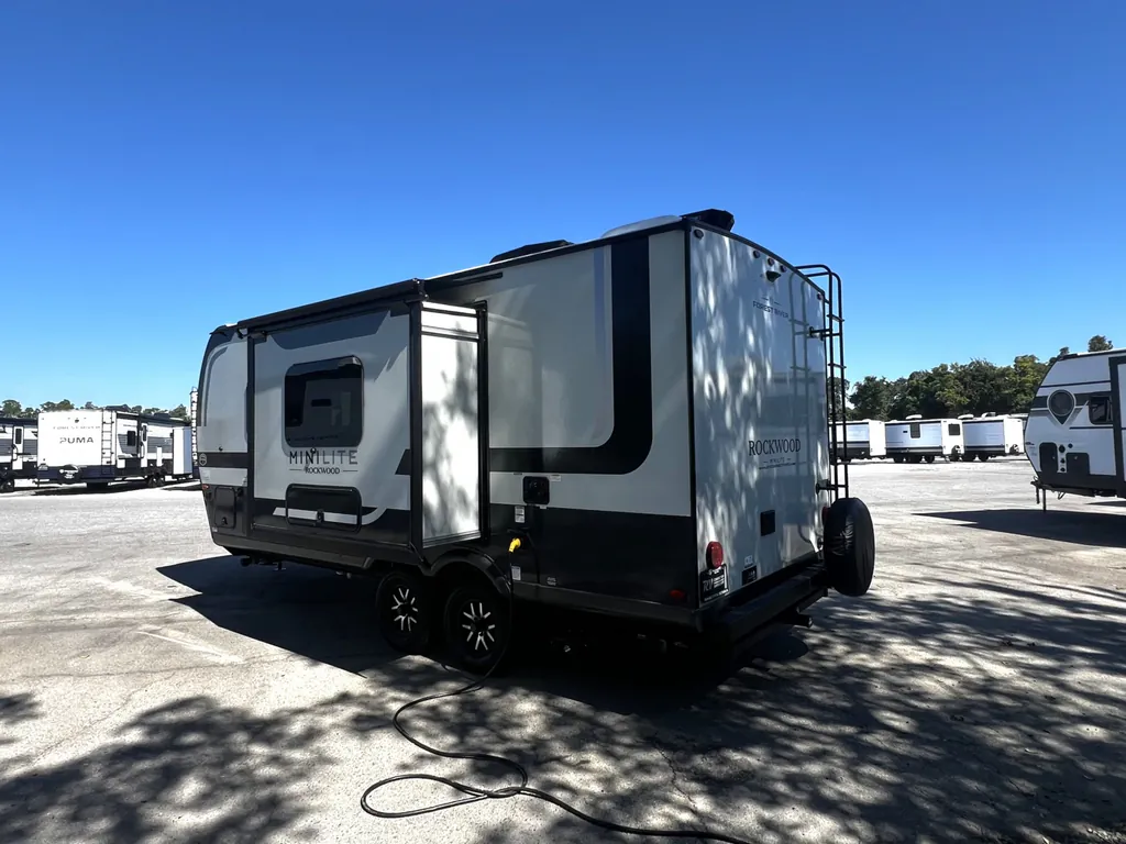 2026 Forest River Rockwood Mini Lite 2109S, Photos photo 3