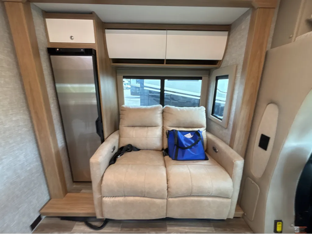 2026 Tiffin Wayfarer 25 XLW, Photos photo 9