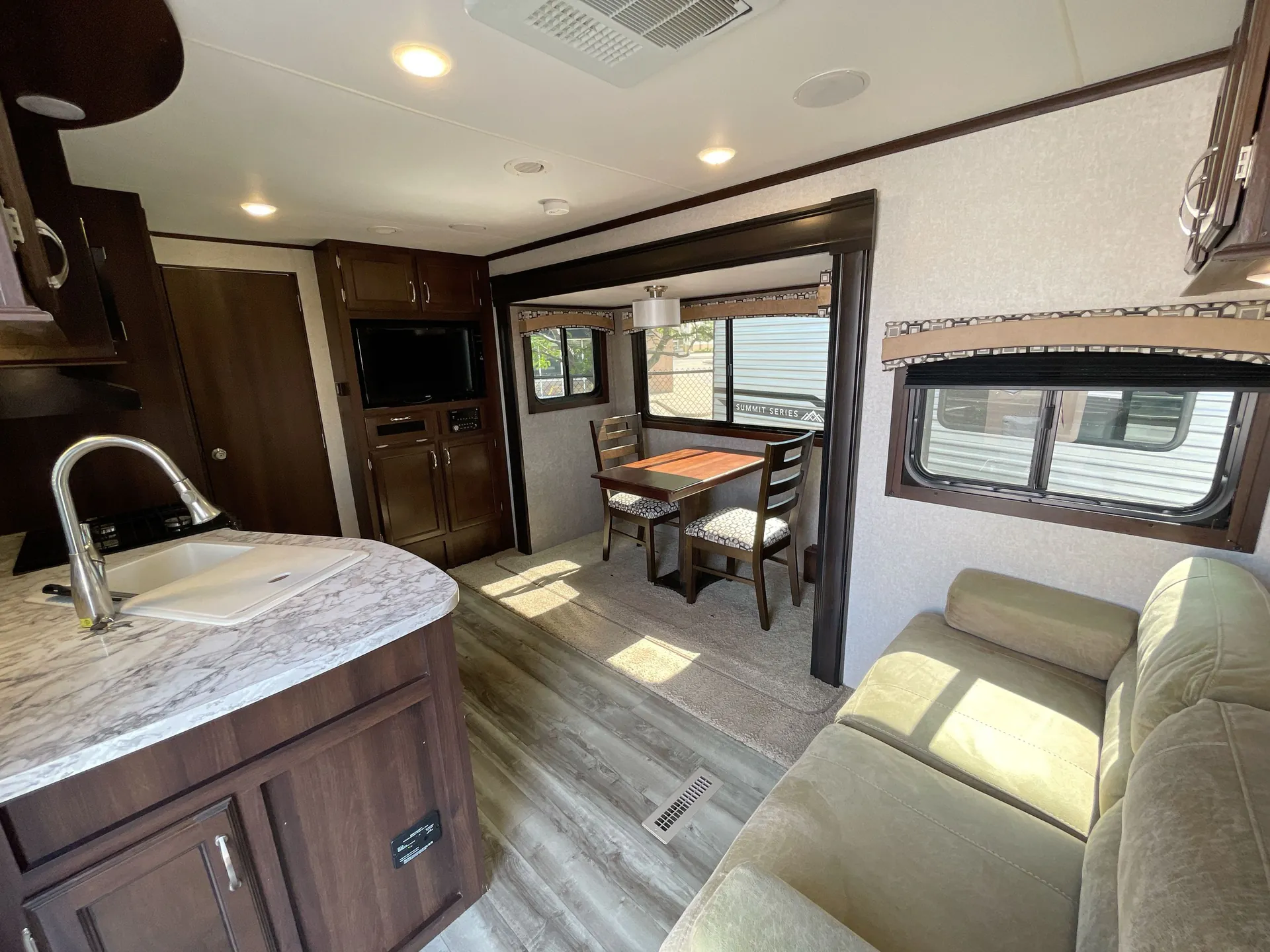 2018 Jayco Jay Flight 24RBS — living area main