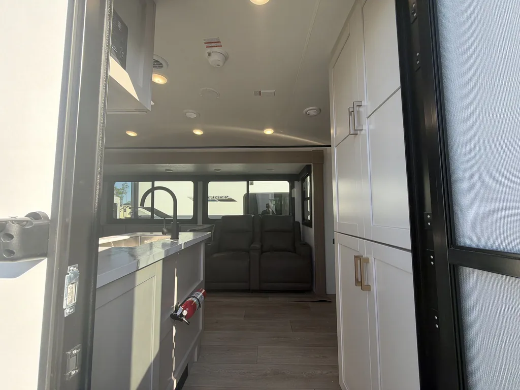 2027 Jayco Jay Feather 29BHB, Photos photo 3