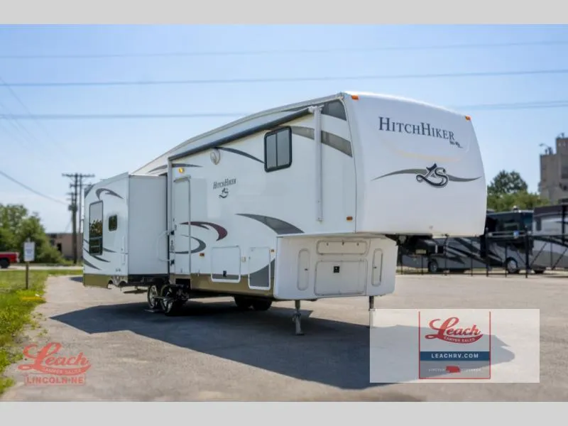 2010 NuWa HitchHiker LS Used    34 5 RLTG - Main photo