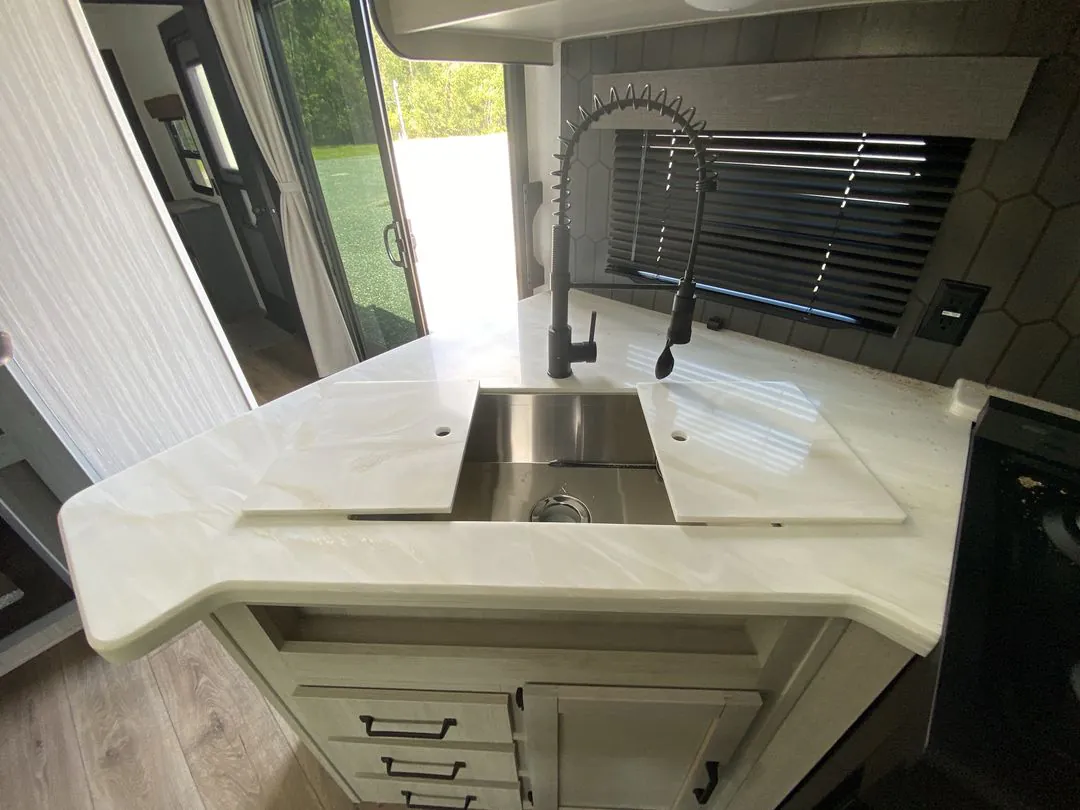 2027 Forest River Puma Vista 39DBT — Photo 6