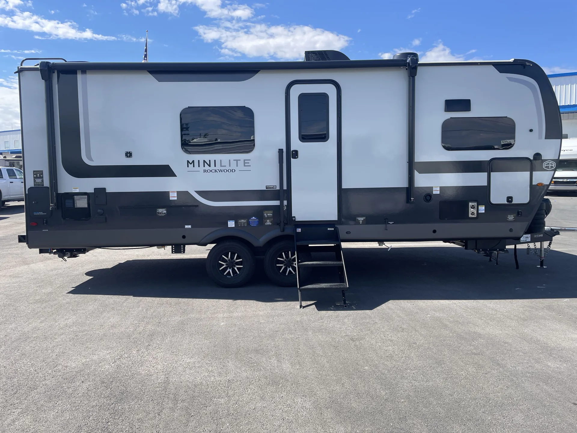 2027 Forest River Rockwood Mini Lite 2523MBR — campside