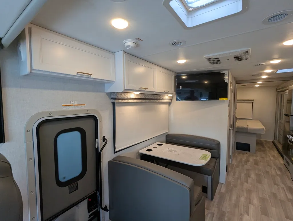 2026 Thor Motor Coach Windsport 29L, Photos photo 17