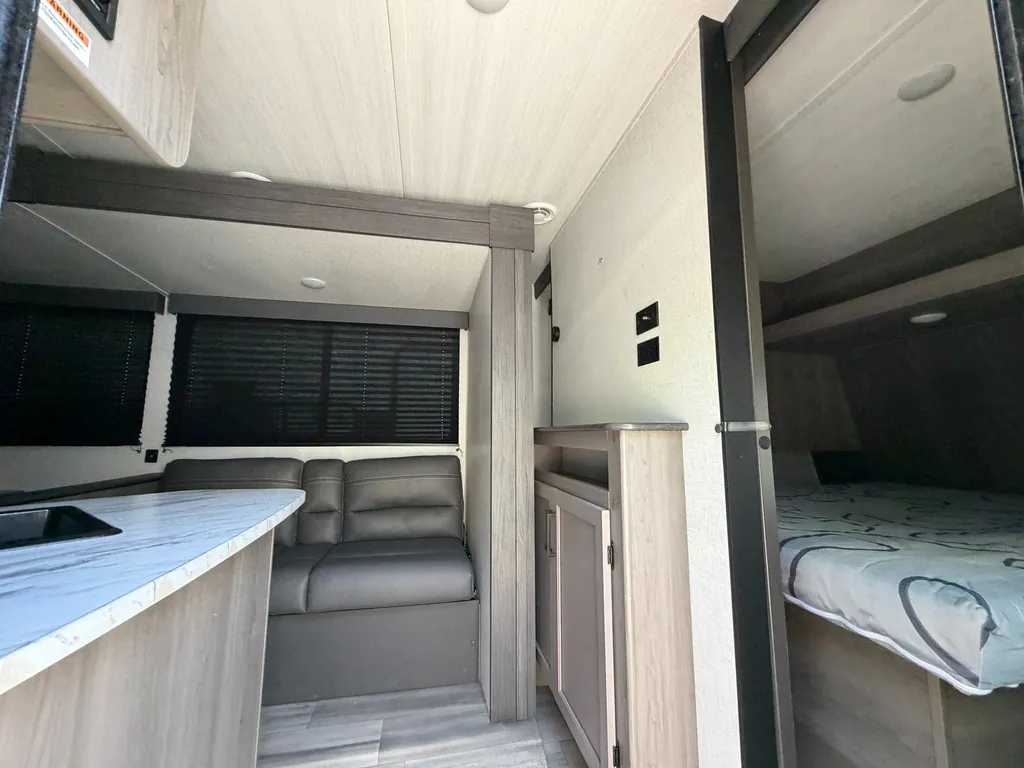 2025 Keystone Hideout Sport Double 261BH, Photos photo 9