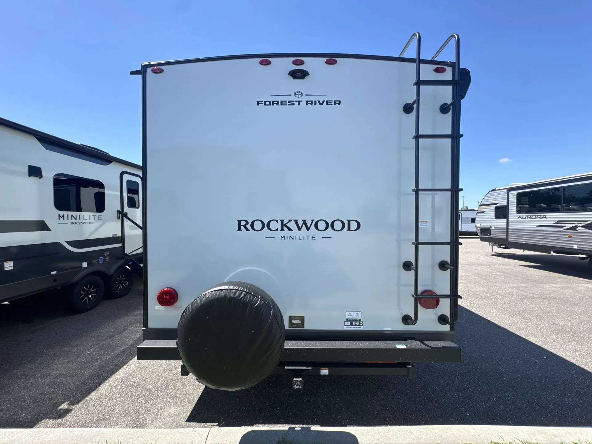 2026 Forest River Rockwood Mini Lite 2506FK - Photo 4